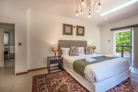 Naledi Room